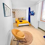Appartement Le Victor Hugo&son Jardin Montluçon
