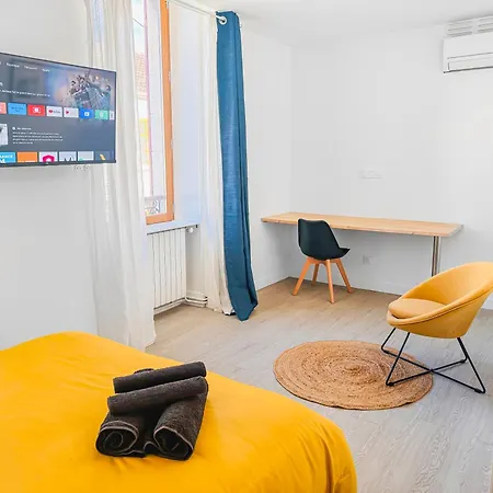 Appartement Le Victor Hugo&son Jardin Montluçon