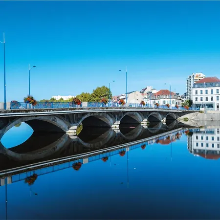 Apartmán Le Victor Hugo & Son Jardin Montluçon