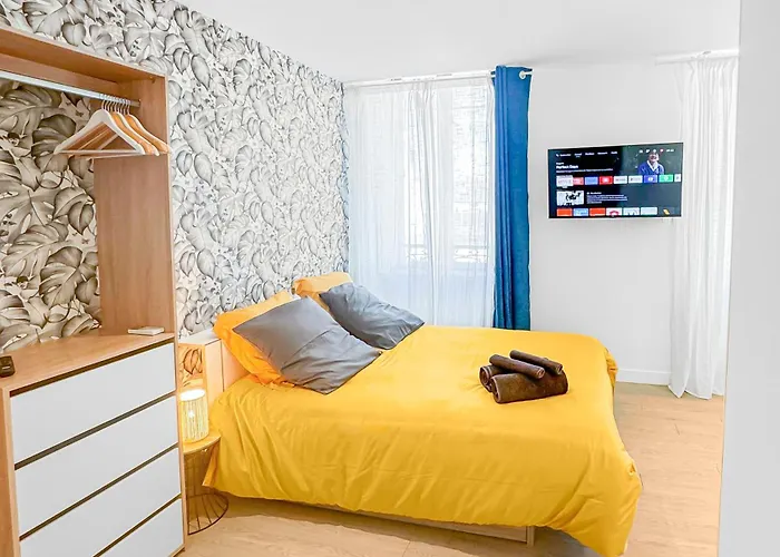 Le Victor Hugo&son Jardin Montluçon