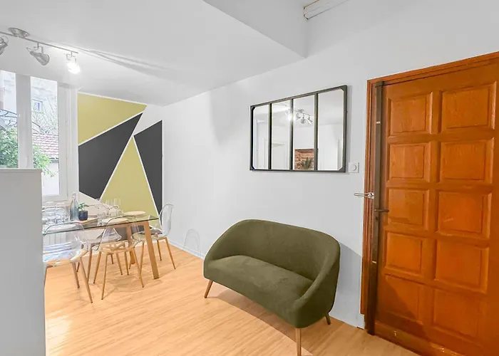 Appartement Le Victor Hugo&son Jardin Montluçon