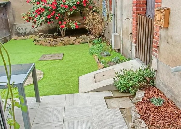 Le Victor Hugo&son Jardin Montluçon