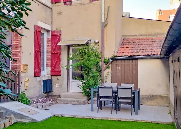 Le Victor Hugo&son Jardin * Montluçon